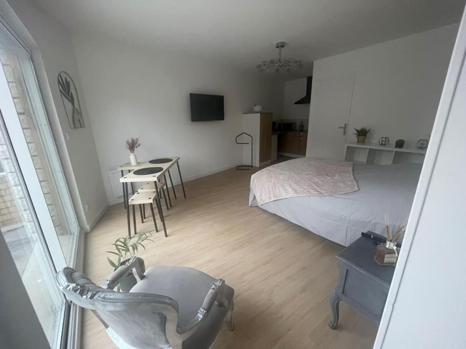 Studio Equipe Lägenhet Valenciennes Exteriör bild