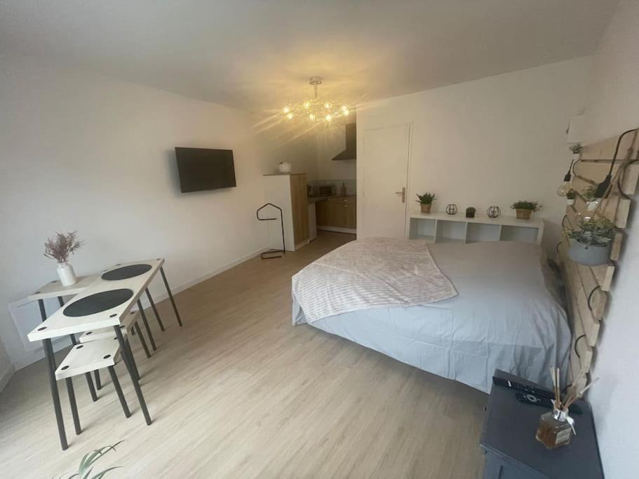 Studio Equipe Lägenhet Valenciennes Exteriör bild
